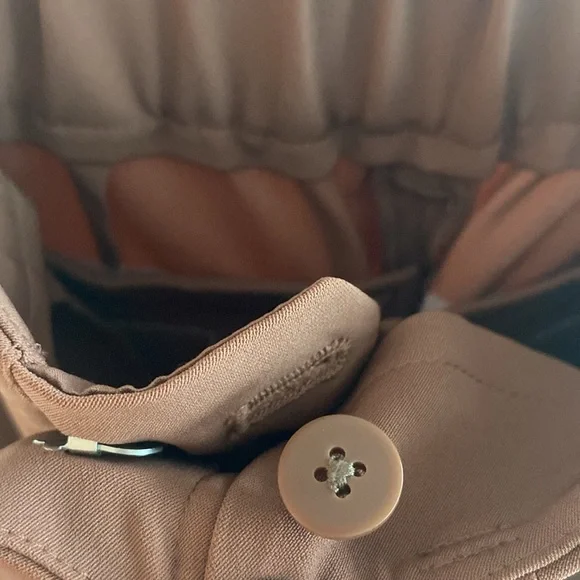 NEW Uniqlo High Waisted Dress Pants in a Dark Mauve Colour - Picture 6 of 6